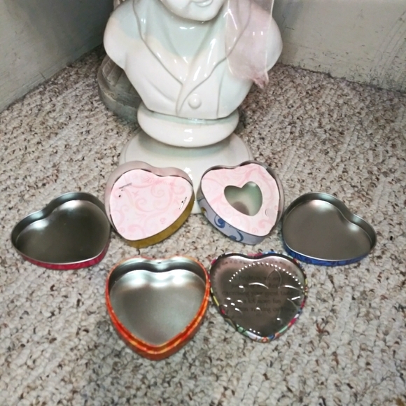 Set Of Three Vintage Brighton Multicolored Small Heart Shaped Jewelry Tins - Picture 2 of 6